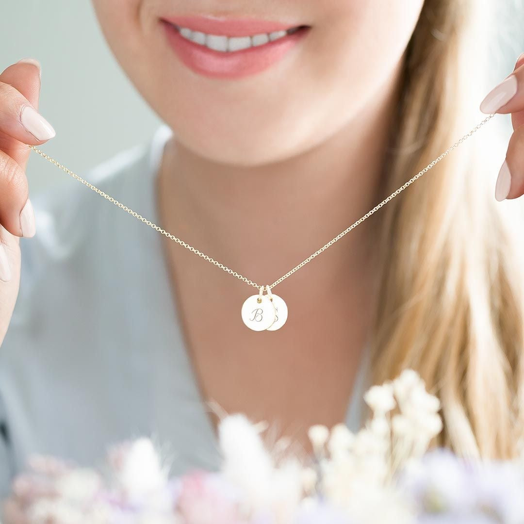 Cadenas de medalla doble grabadas en plateado 12mm unisex