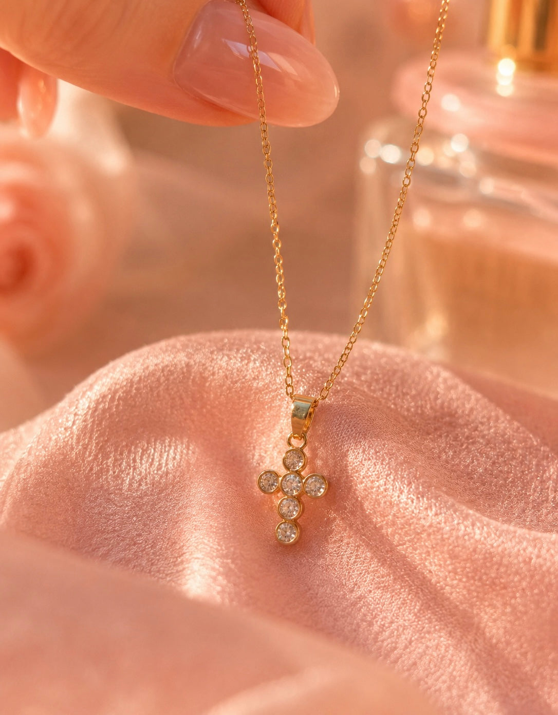 Cadena bonita con zircones ✨