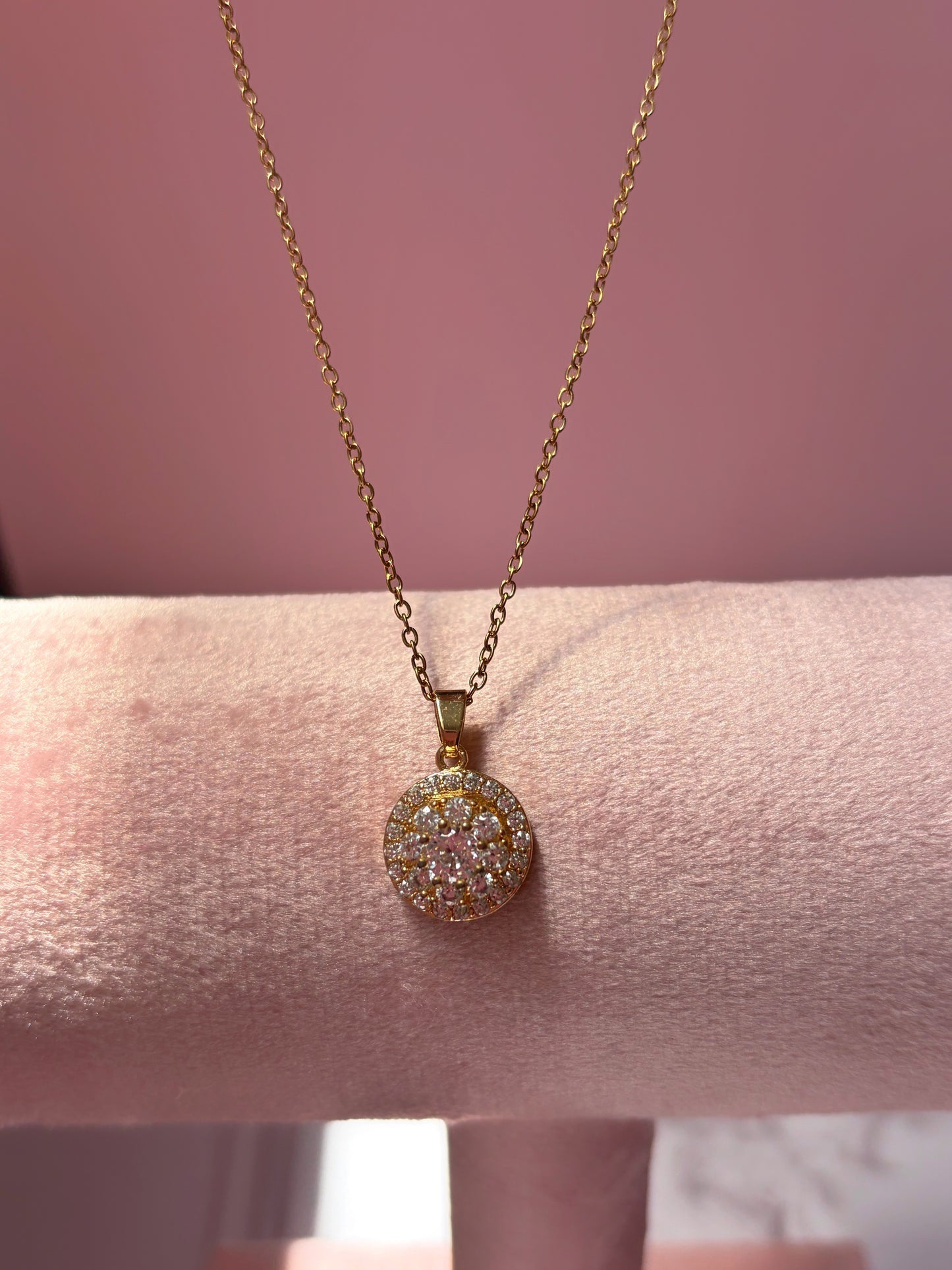 Cadena ✨anti-ansiedad✨flor blanca