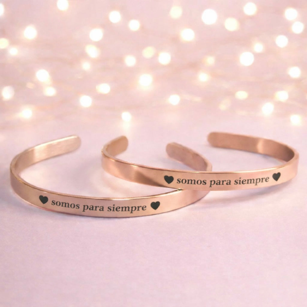 Brazalete grabado láser love oro rosa unisex ✨
