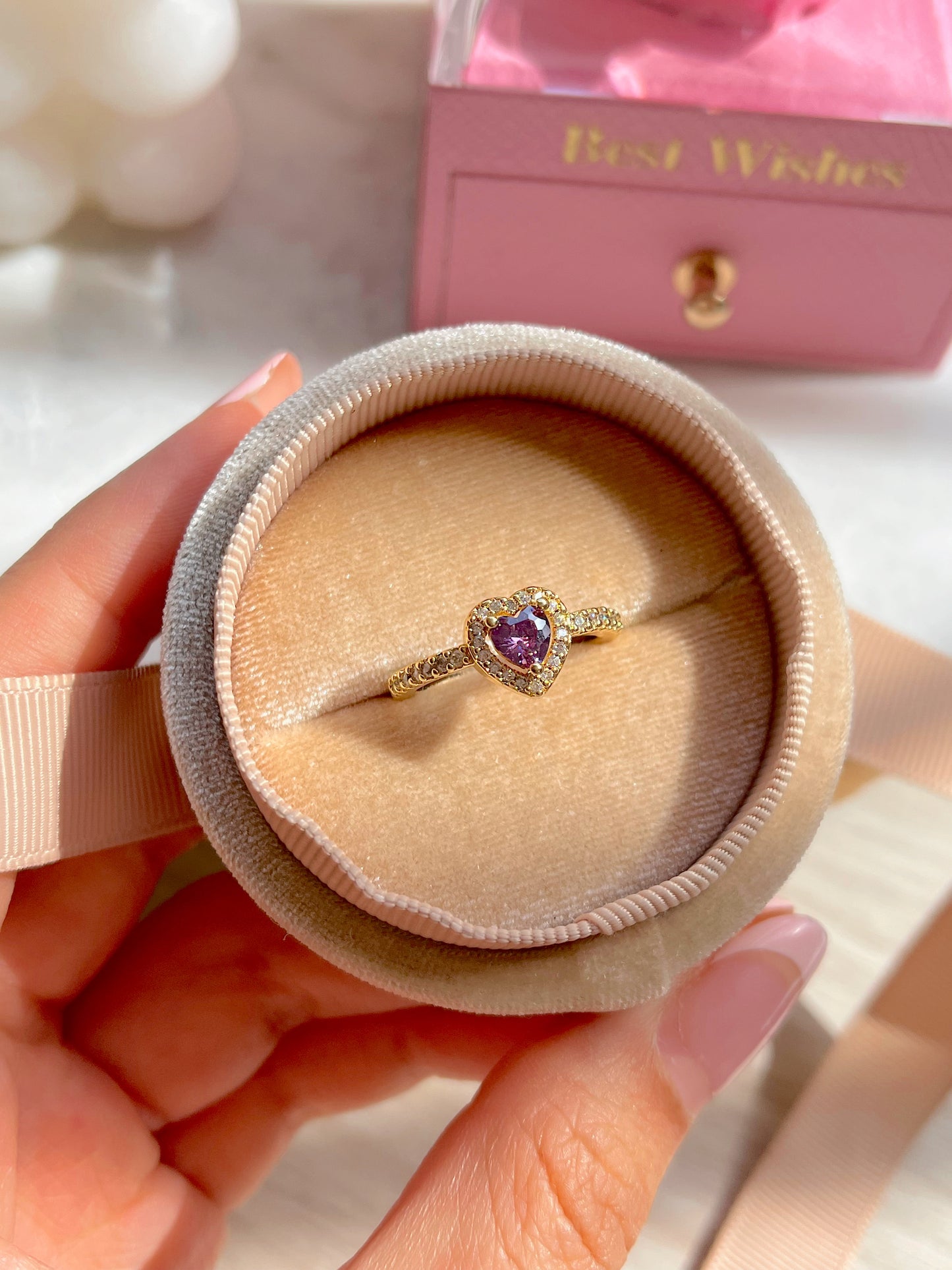 Anillo de promesa morado