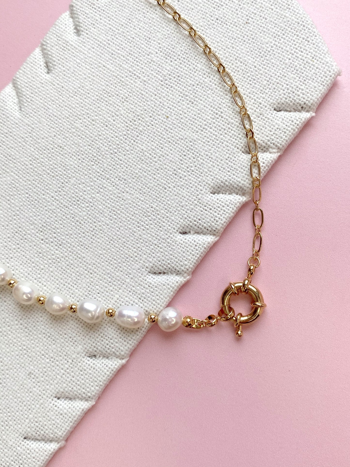 Cadena cute de perlas