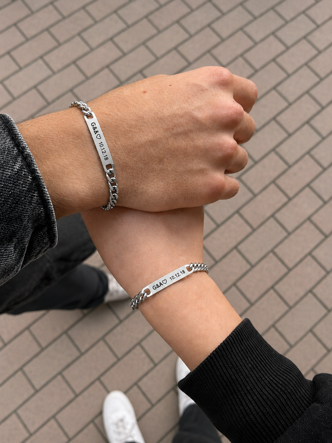 Pulsera con grabado láser plateados unisex ✨