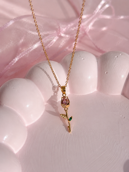 Cadena bonita de tulipán rosa