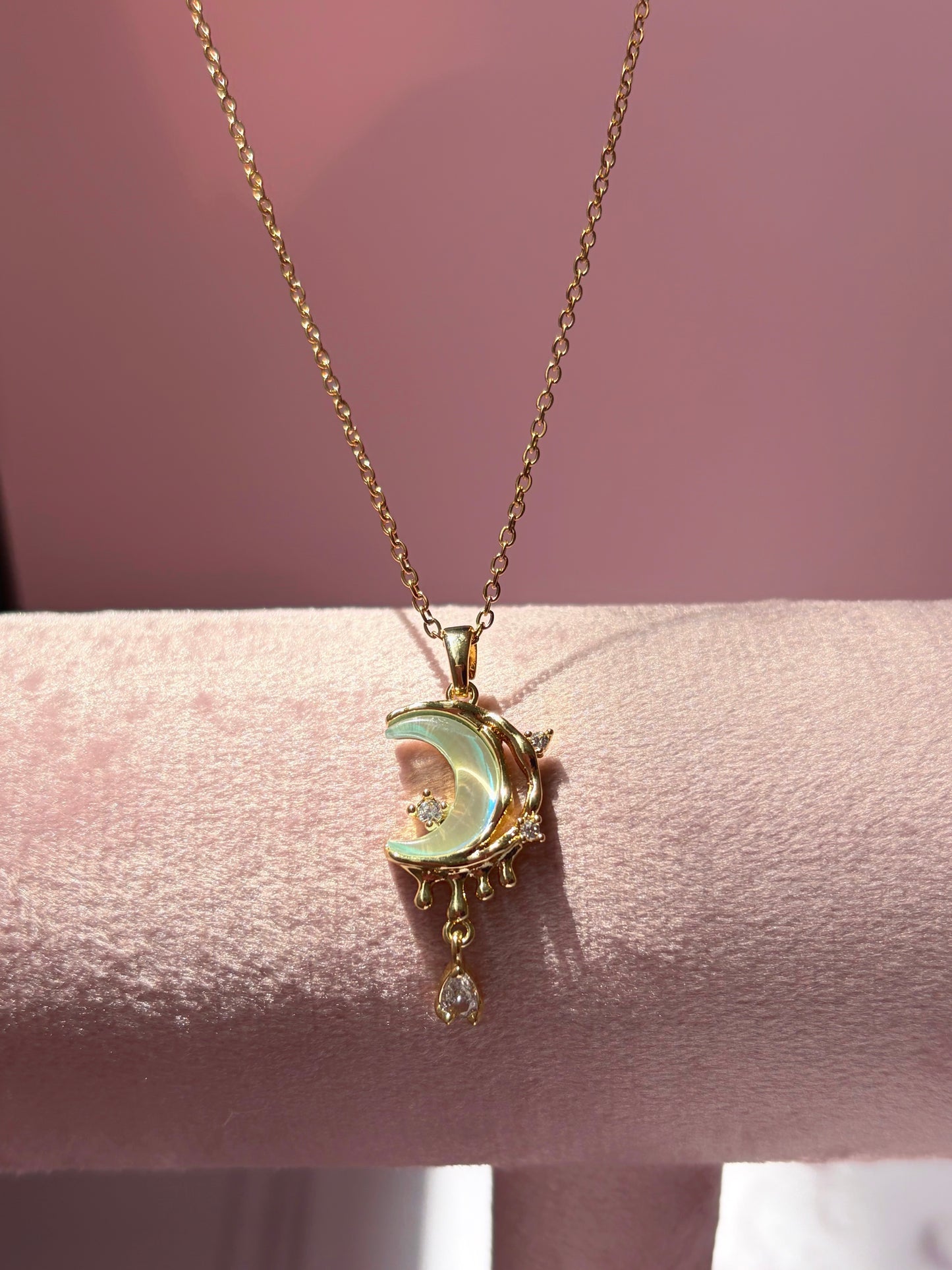 Cadena bonita de luna celeste