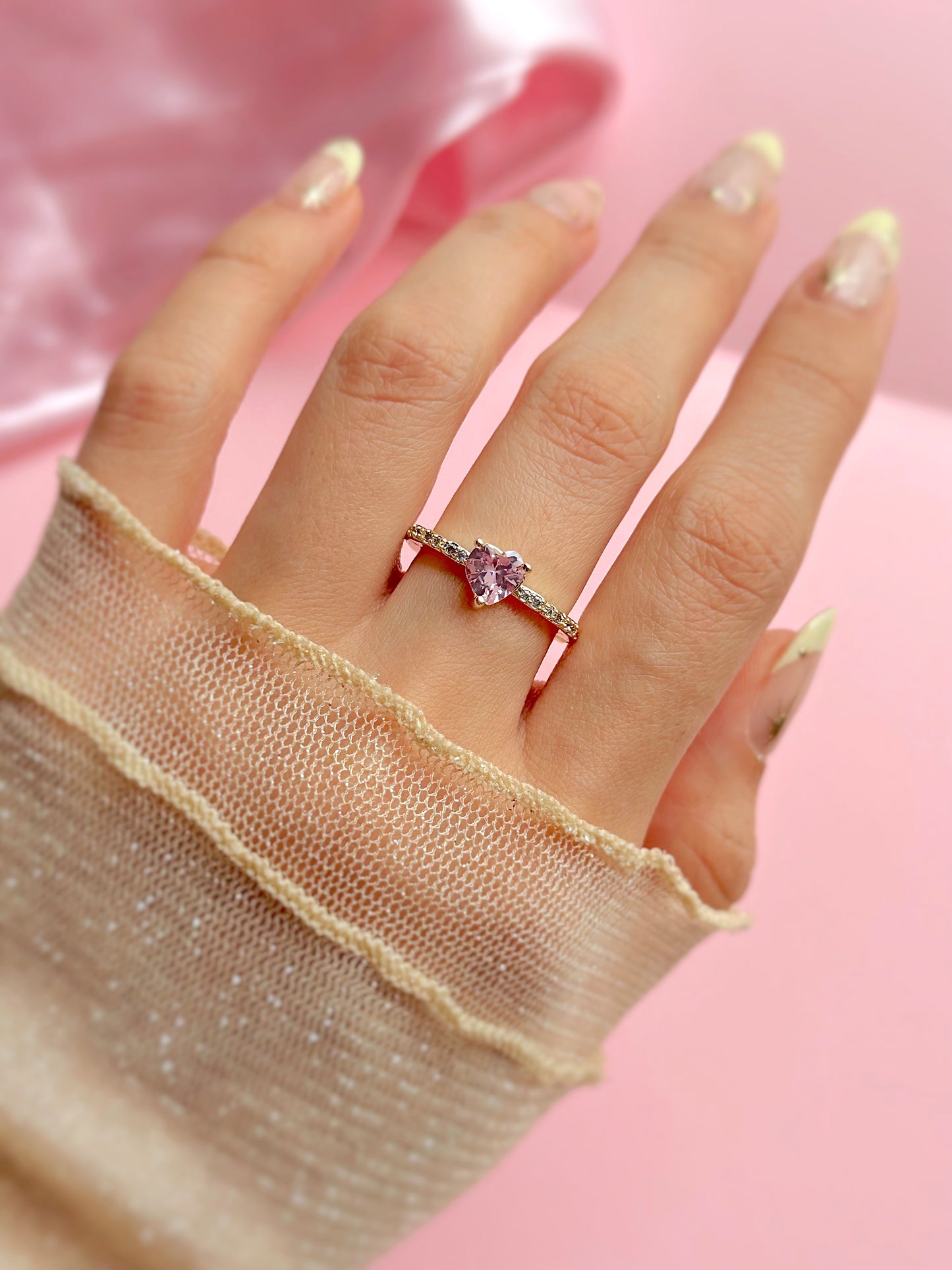 Anillo de promesa lindo
