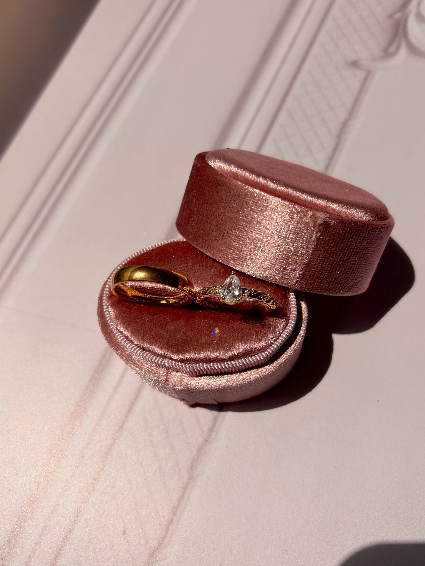 Cofre para anillo doble rosa