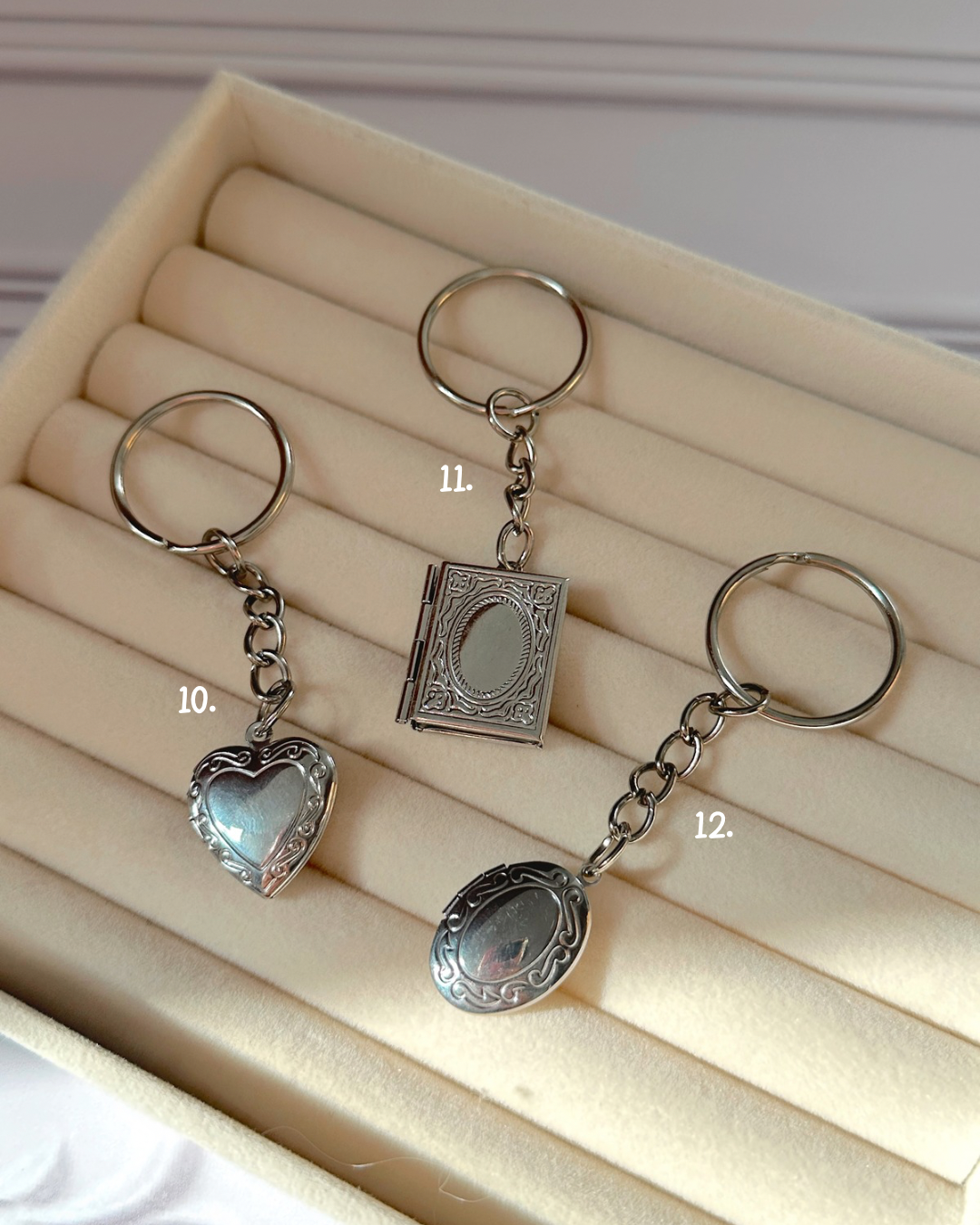 Llavero de Relicario personalizado grabado