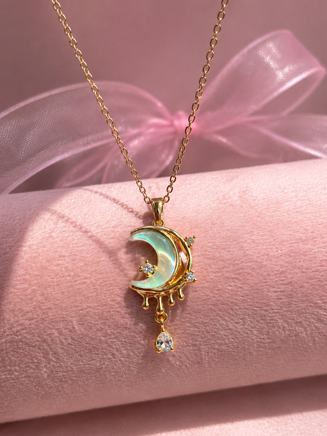 Cadena bonita de luna tornasol