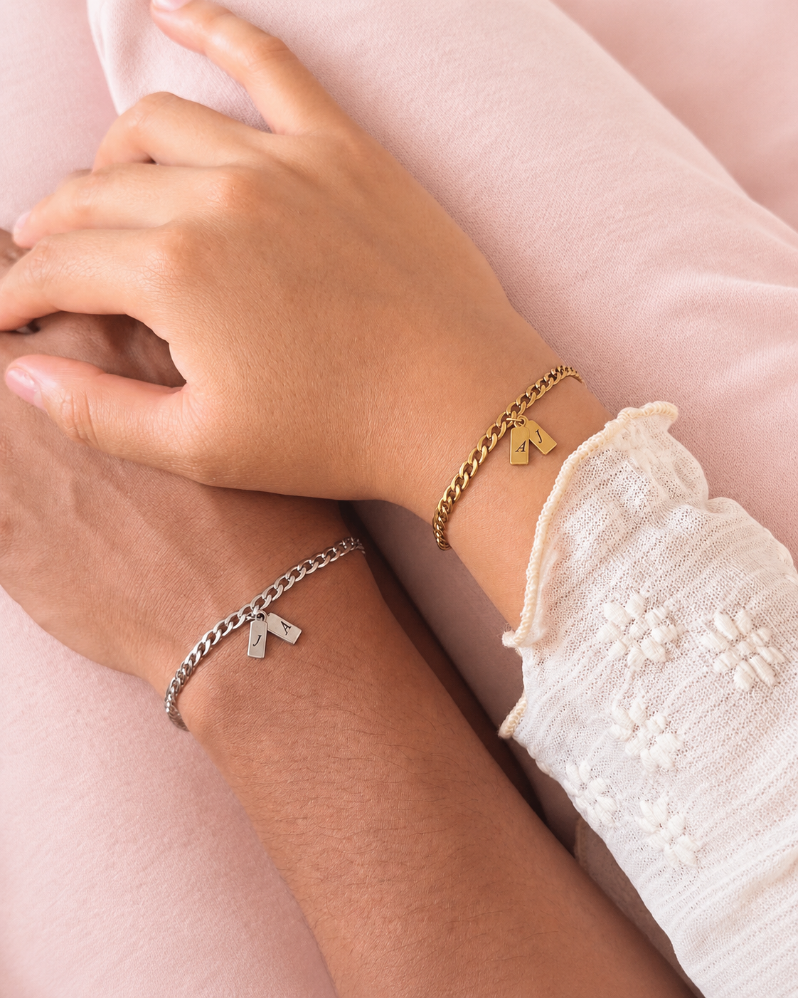 Pulsera con dijes rectangular grabado láser unisex ✨