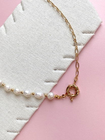 Cadena cute de perlas